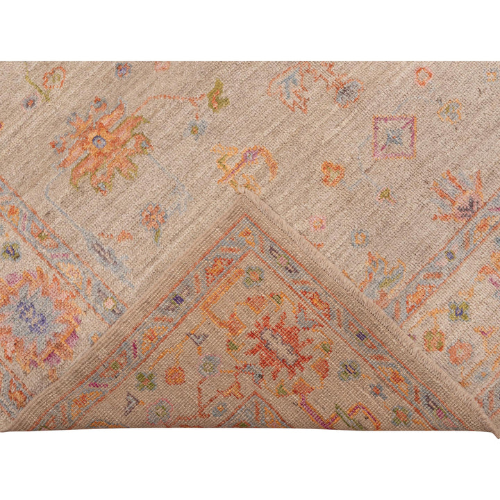 Traditional Oushak Wool Rug - 6' x 8'9"