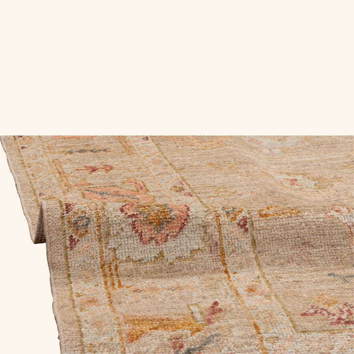 Traditional Oushak Wool Rug - 6' x 8'7"