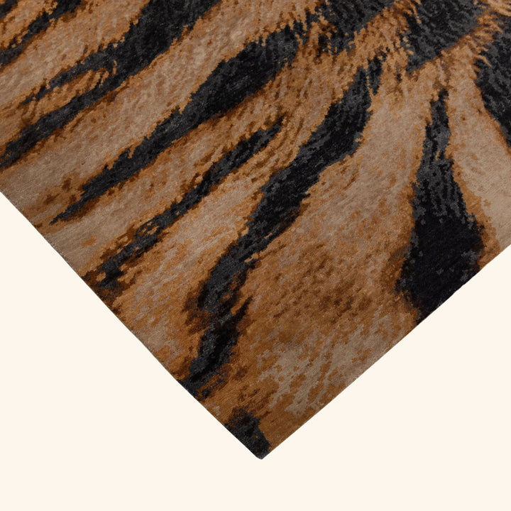 Orange Tiger Contemporary Wool Silk Blend Rug - 8' x 10'