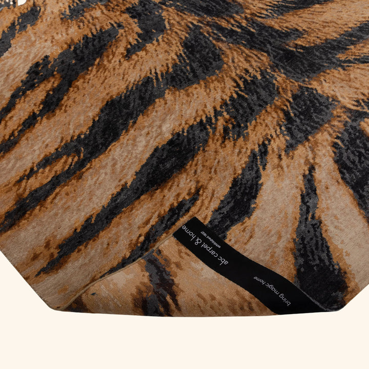 Orange Tiger Contemporary Wool Silk Blend Rug - 8' x 10'