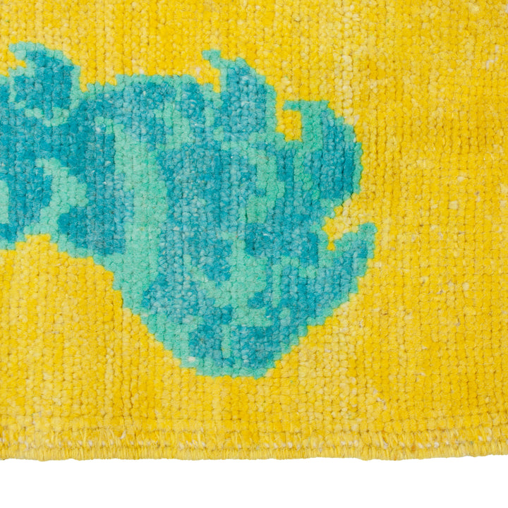 Yellow Contemporary Tiger Wool Rug - 4'1" x 6'3"