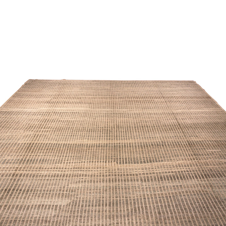 Zameen Transitional Wool Rug - 13' x 17'8"