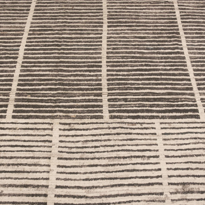 Zameen Transitional Wool Rug - 14'2" x 19'1"