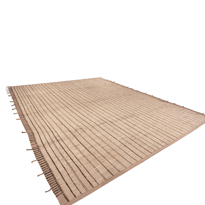 Zameen Transitional Wool Rug - 13'11" x 17'7"