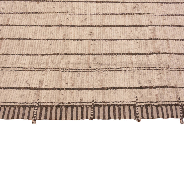 Zameen Transitional Wool Rug - 13'11" x 17'7"