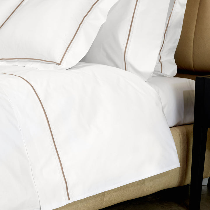 Gramercy Sheets & Pillowcases, White/Brown Flat / Twin