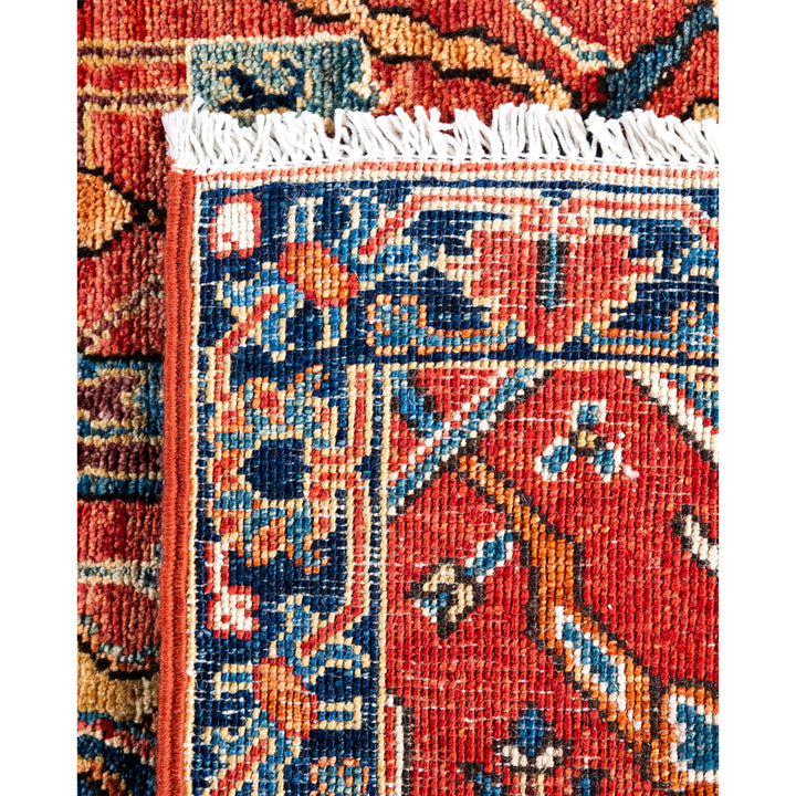 Red Traditional Serapi Wool Runner - 2'8" x 9'11"