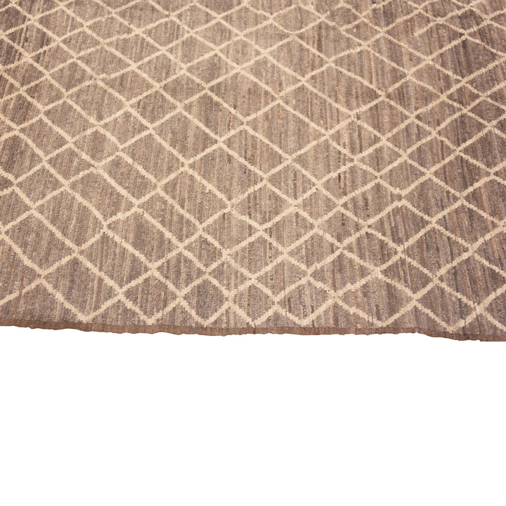 Zameen Transitional Wool Rug - 6'6" x 9'4"