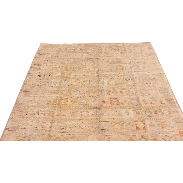 Zameen Transitional Wool Rug - 5'9" x 7'7"