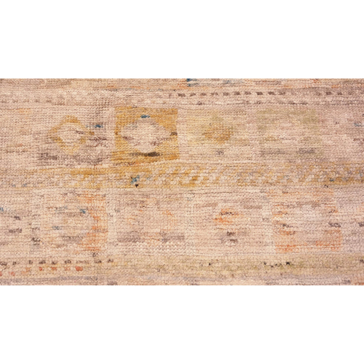 Zameen Transitional Wool Rug - 5'9" x 7'7"