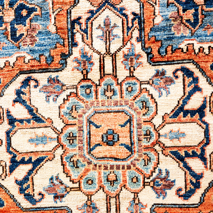 Traditional Serapi Wool Rug - 6' x 9'3"