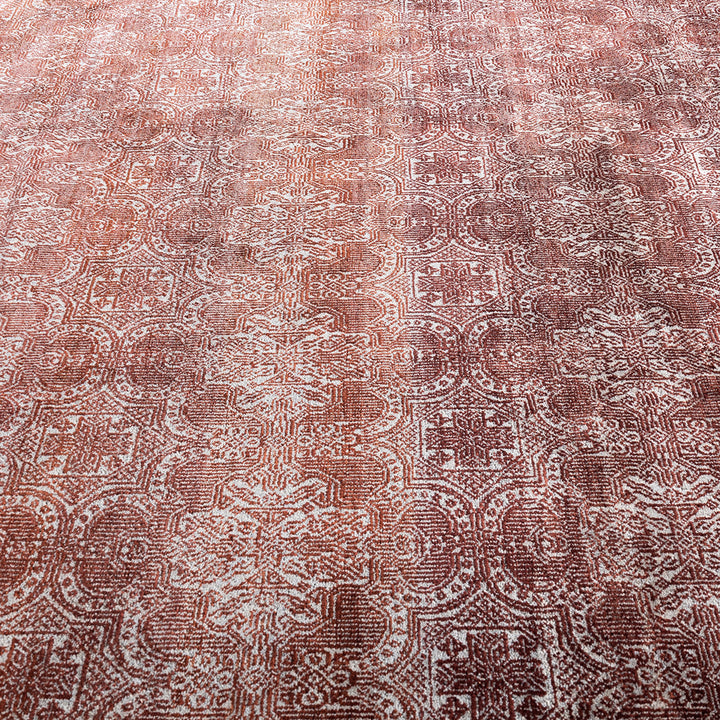 Traditional Savannah Wool Rug - 8'2" x 10'2"