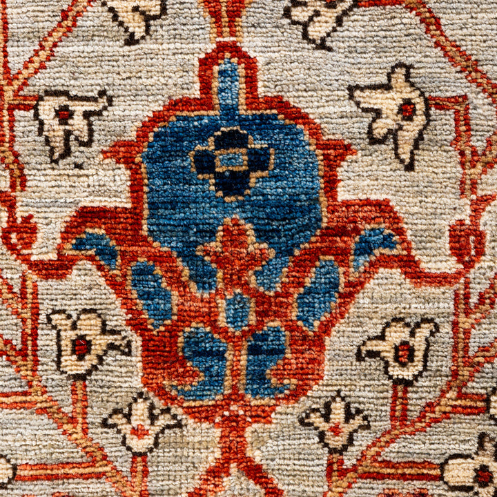 Traditional Serapi Wool Rug - 8'1" x 9'8"