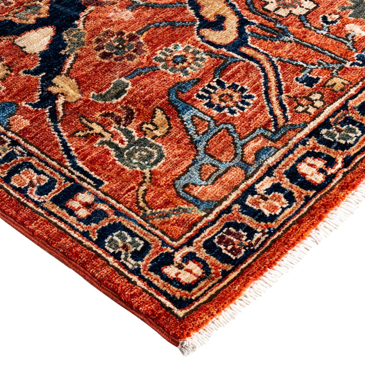 Traditional Serapi Wool Rug - 7'9" x 9'10"