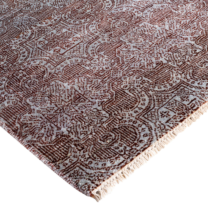 Traditional Savannah Wool Rug - 8'10" x 11'10"