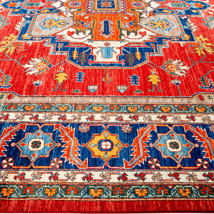 Traditional Serapi Wool Rug - 9'10" x 13'8"