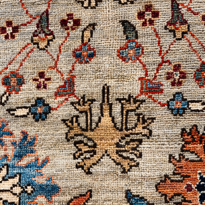 Traditional Serapi Wool Rug - 9' x 11'10"