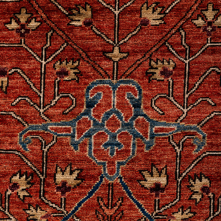 Traditional Serapi Wool Rug - 9' x 12'