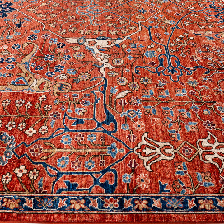 Traditional Serapi Wool Rug - 9' x 12'