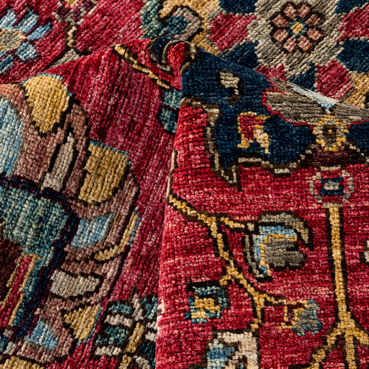 Traditional Serapi Wool Rug - 8' x 9'8"