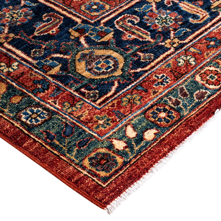 Traditional Serapi Wool Rug - 8'10" x 11'8"