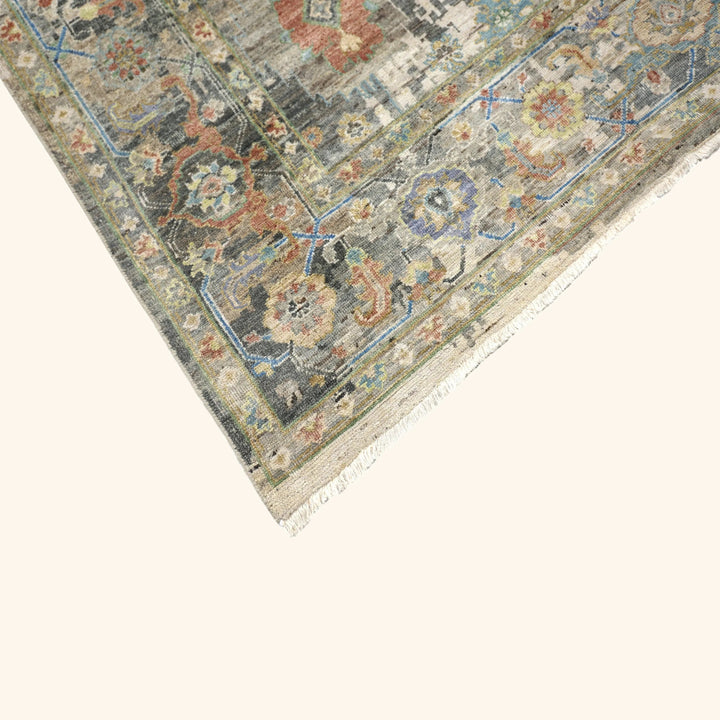 Ivory Antique Revival Wool Rug - 8' x 10'