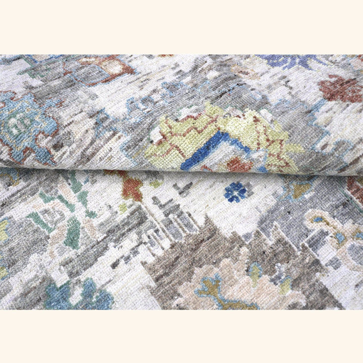 Ivory Antique Revival Wool Rug - 8' x 10'
