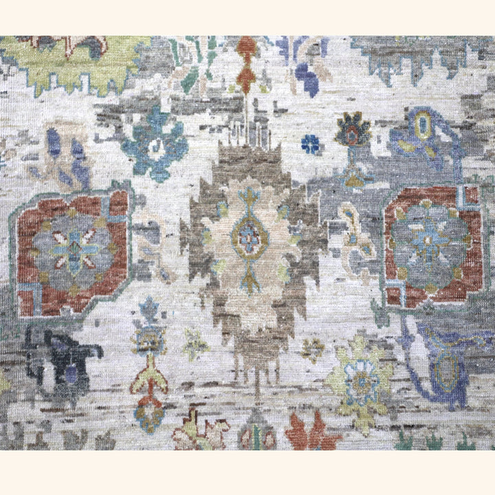 Ivory Antique Revival Wool Rug - 8' x 10'