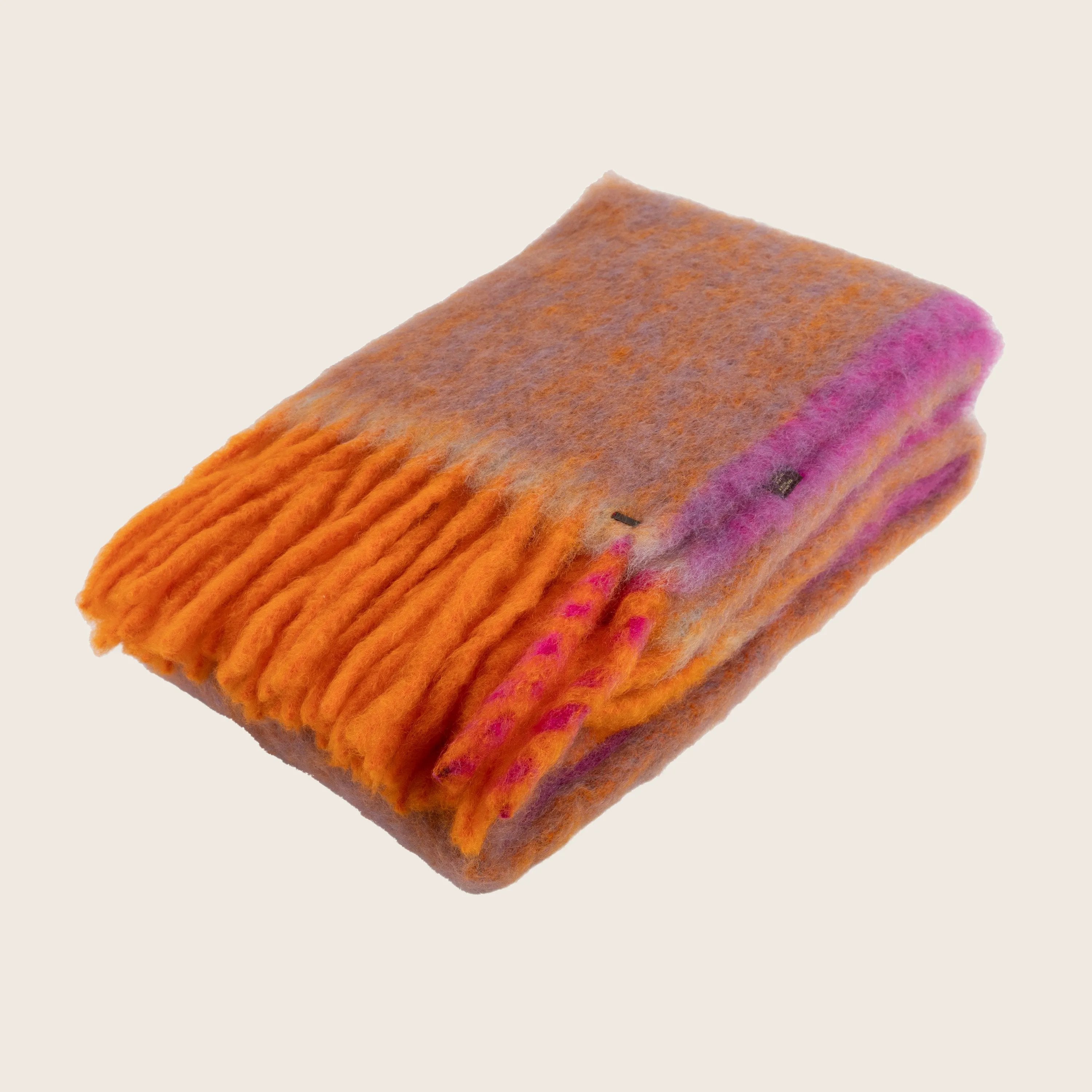abcDNA Mohair Twist Throw - Thumbnail 2