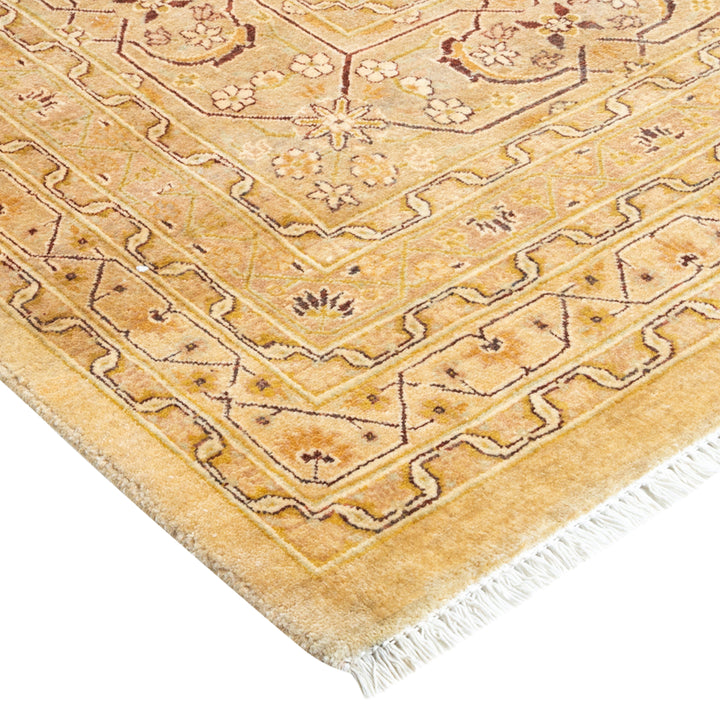 Ivory Traditional Wool Rug - 8'3" x 10'3"