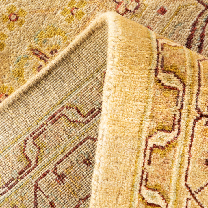 Ivory Traditional Wool Rug - 8'3" x 10'3"