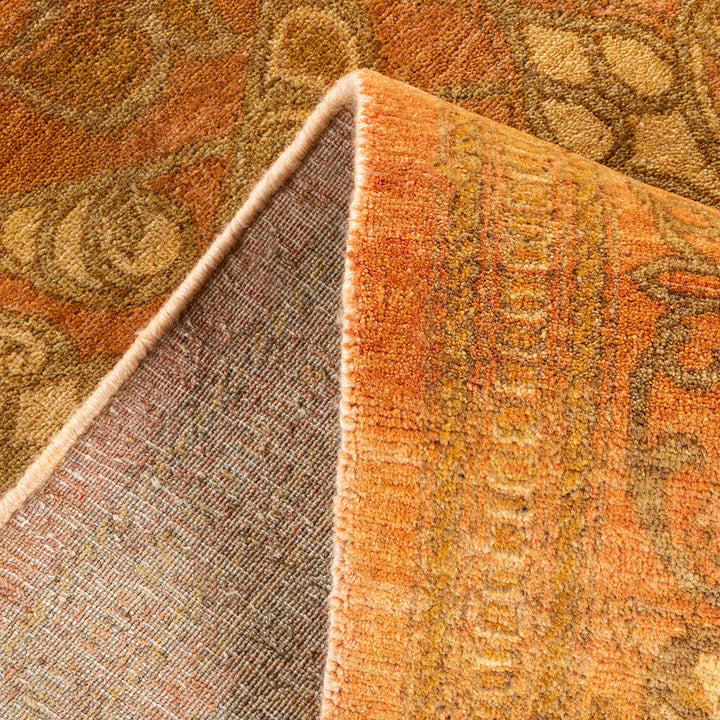 Pink Traditional Wool Rug - 9'4" x 12'1"