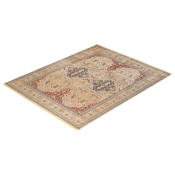 Ivory Traditional Wool Rug - 8'1" x 10'9"