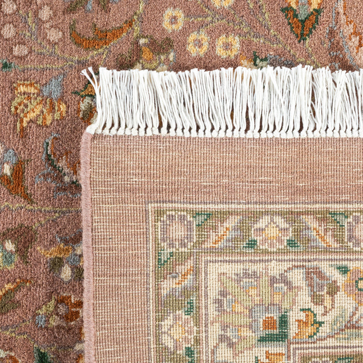 Beige Traditional Wool Rug - 12' x 17'9"