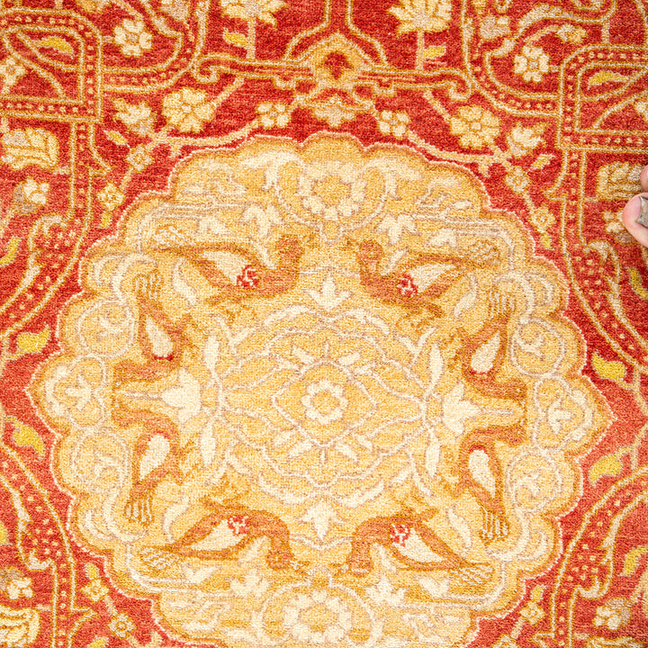 Ivory Traditional Wool Rug - 8'3" x 9'10"