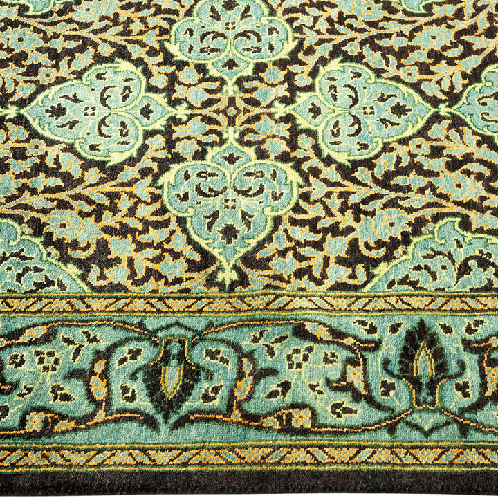 Black Traditional Wool Runner - 2'7" x 13'4"