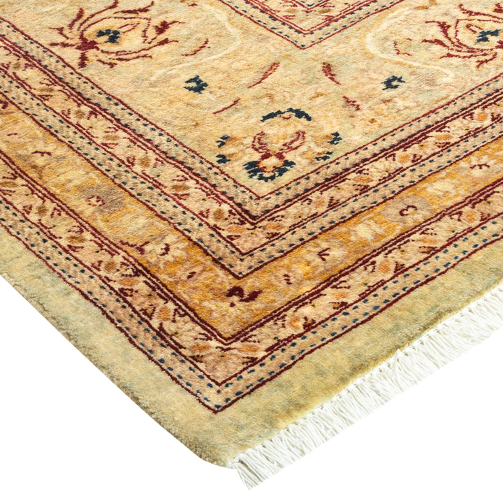 Light Blue Traditional Wool Rug - 6'1" x 8'10"