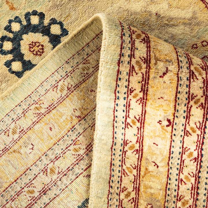 Light Blue Traditional Wool Rug - 6'1" x 8'10"