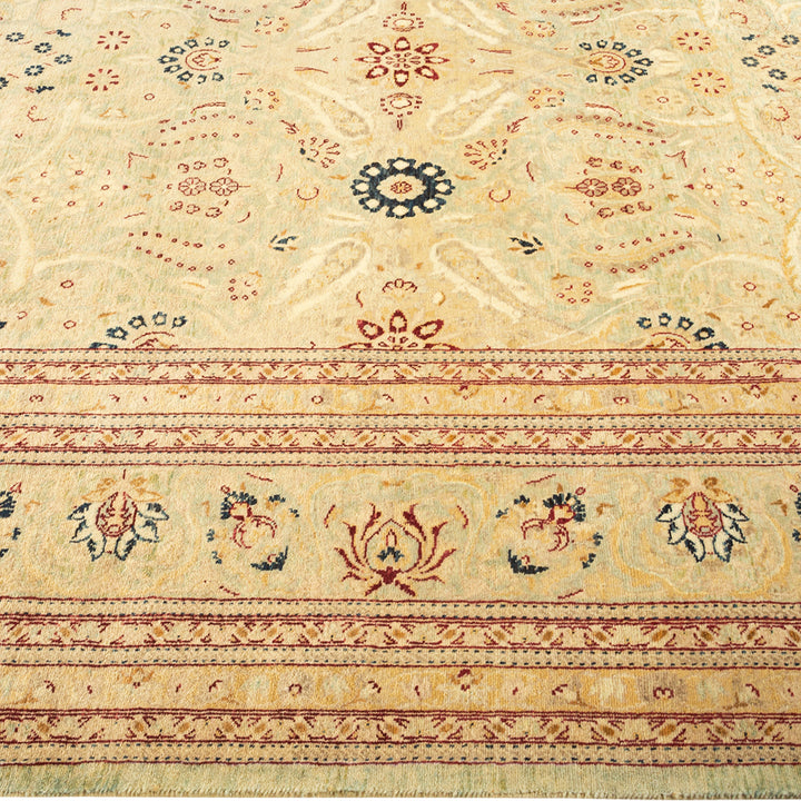 Light Blue Traditional Wool Rug - 6'1" x 8'10"