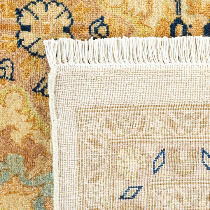 Ivory Traditional Wool Rug - 9'2" x 12'1"