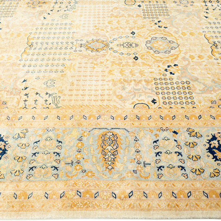 Ivory Traditional Wool Rug - 9'2" x 12'1"