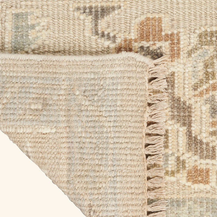 Beige Essentials Traditional Wool Rug