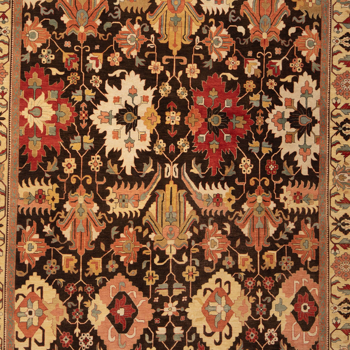 Charcoal Traditional Wool Rug - 6' x 9'