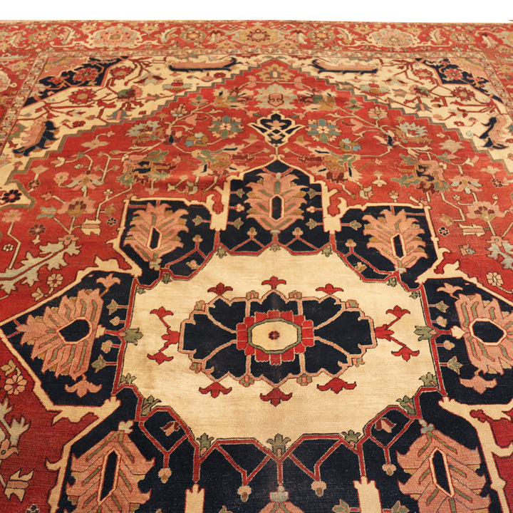 Antique Persian Heriz Serapi Wool Rug - 10'7" x 14'3"