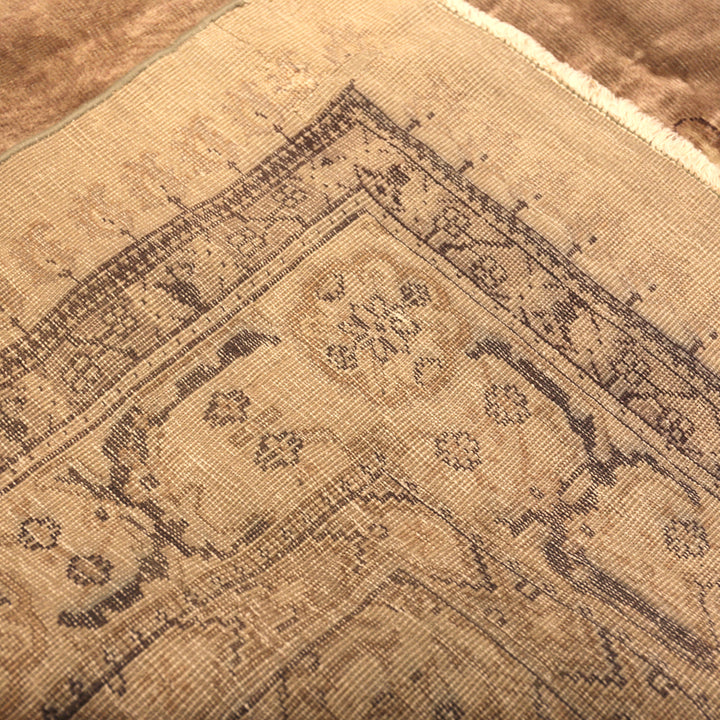 Antique Indian Agra Wool Rug - 11' x 15'