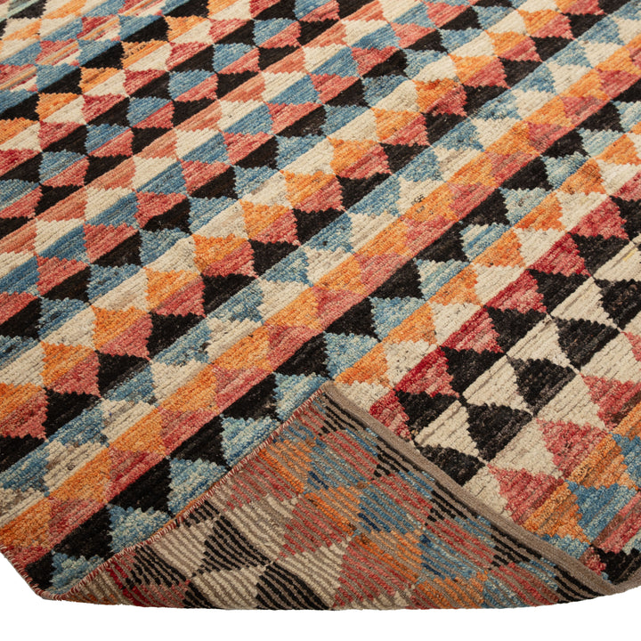 Zameen Transitional Wool Rug - 7'6" x 9'5"