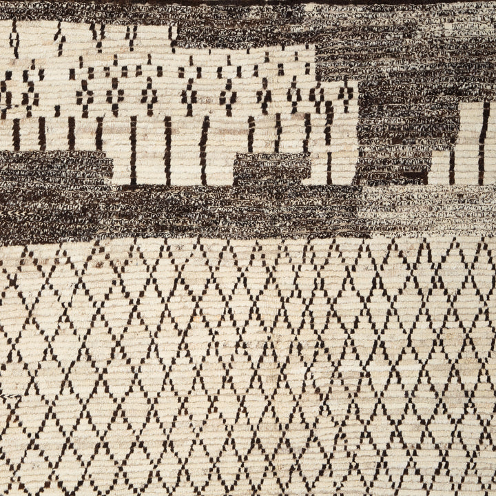 Zameen Transitional Wool Rug - 6'5" x 9'3"