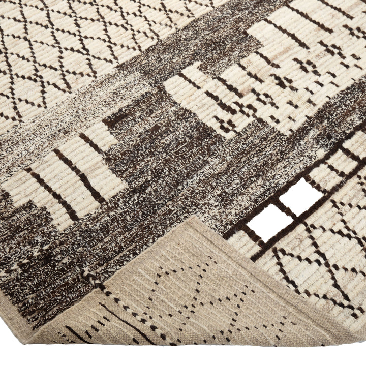 Zameen Transitional Wool Rug - 6'5" x 9'3"