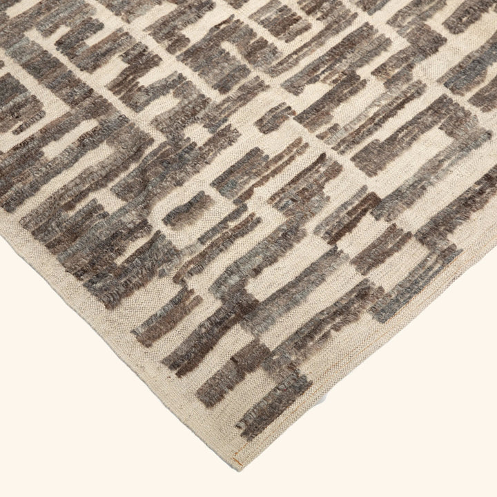 Zameen Transitional Wool Rug - 6'1" x 6'5"