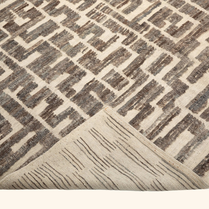 Zameen Transitional Wool Rug - 6'1" x 6'5"